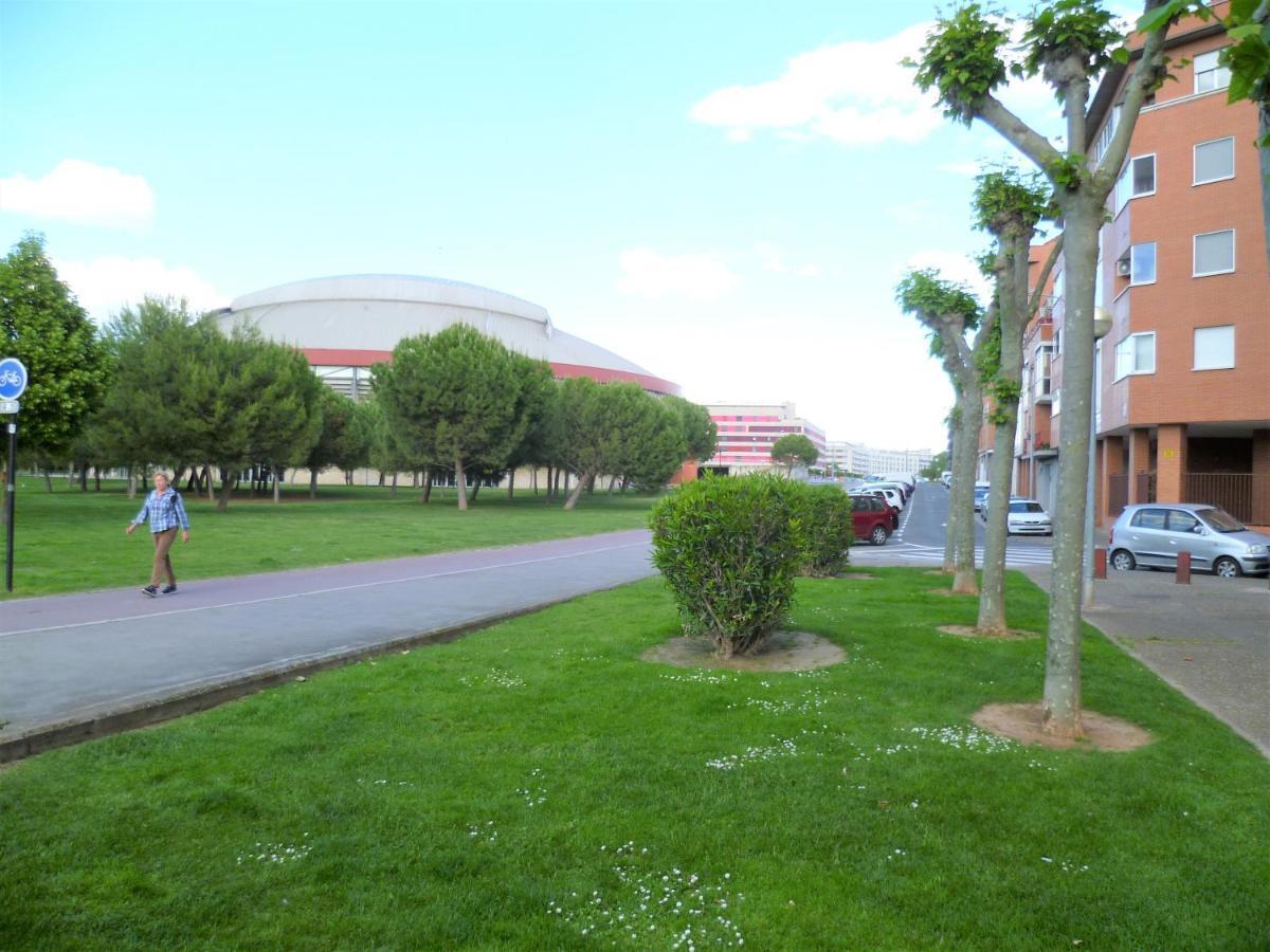 Logrocity Puerta del ebro Parking privado gratis Logroño Exterior foto